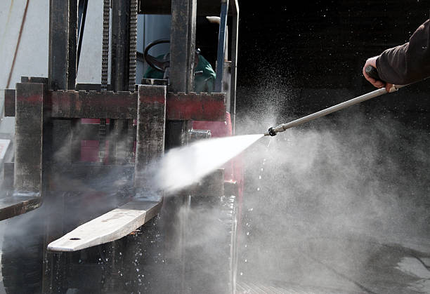 Best Roof Pressure Washing  in Goulds, FL